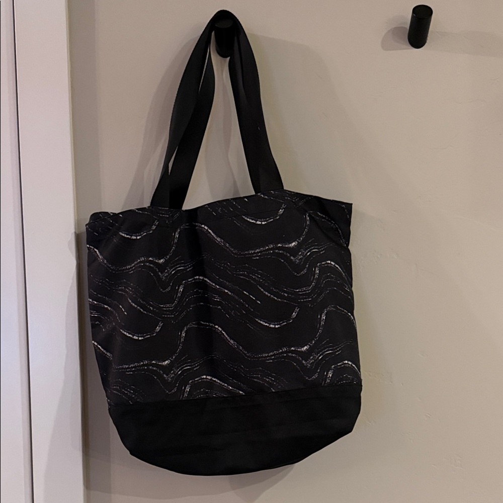 Pink by Victoria’s Secret Elegant Black Tote Bag